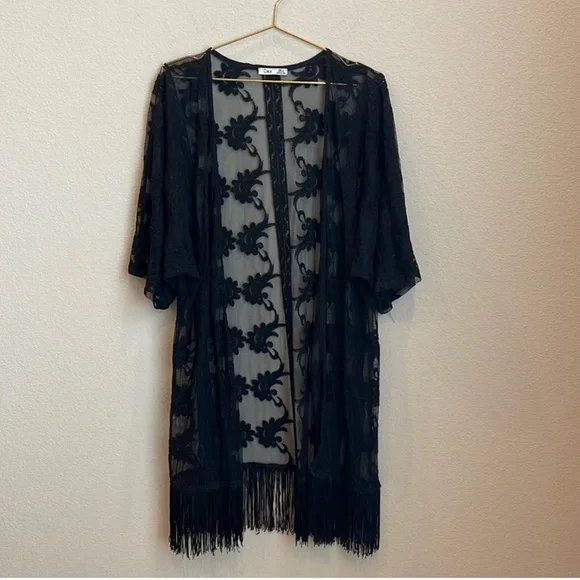 Dex Sheer Fringe Lace Kimono Size Large - Picture 3 of 8
